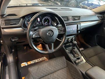 Skoda Superb Combi Style 4x4 *Shz*PDC*AHK*