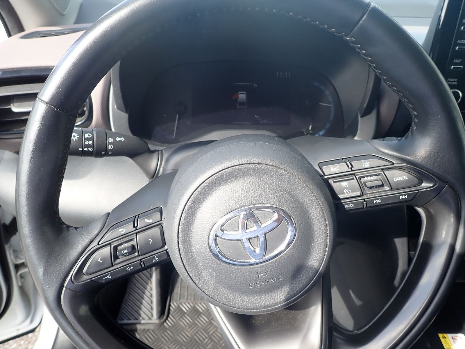Fahrzeugabbildung Toyota Yaris Cross 1.5 Hybrid Elegant 4X2