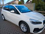 BMW 218i Active Tourer Advantage mit Business Paket - gebrauchte Kleinwagen in Paderborn