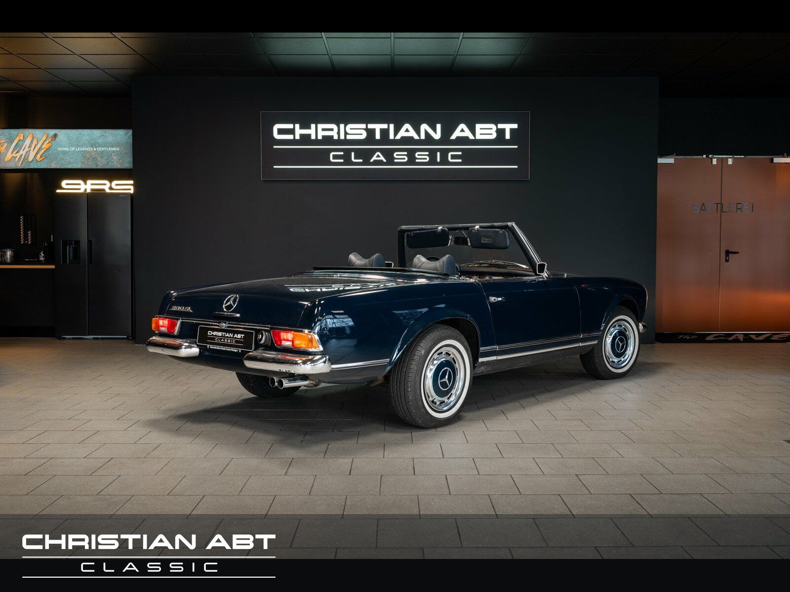 Fahrzeugabbildung Mercedes-Benz SL 280 Pagode