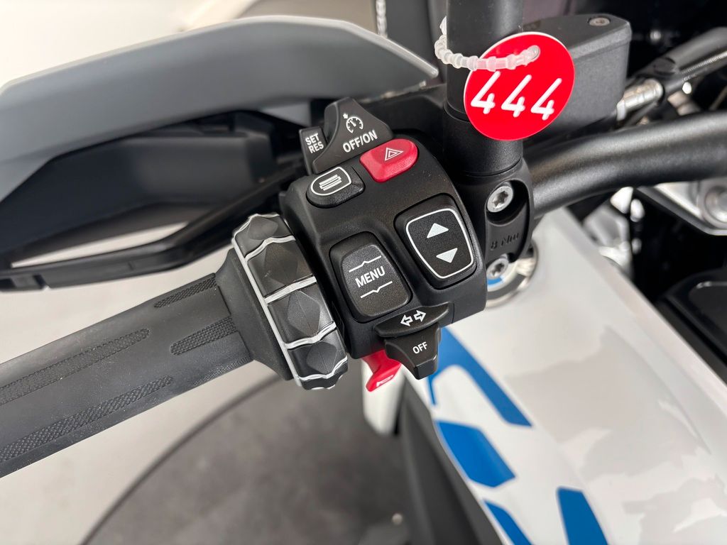 Fahrzeugabbildung BMW R1300 GS *1. HAND-SCHECKHEFT*