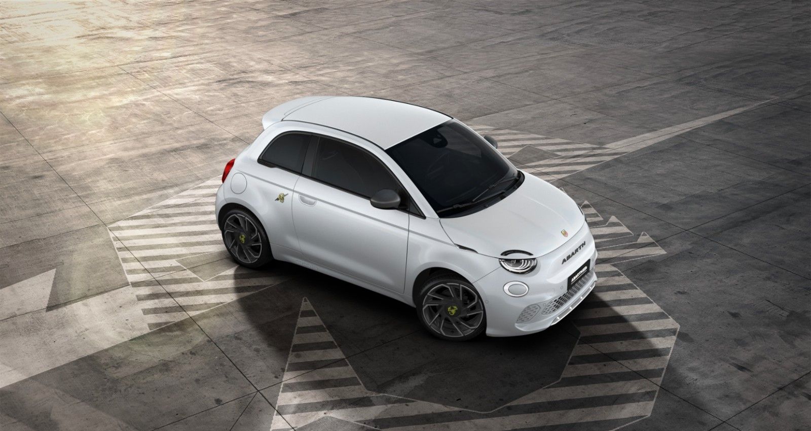 Abarth 500e Turismo + 4 Jahre Garantie
