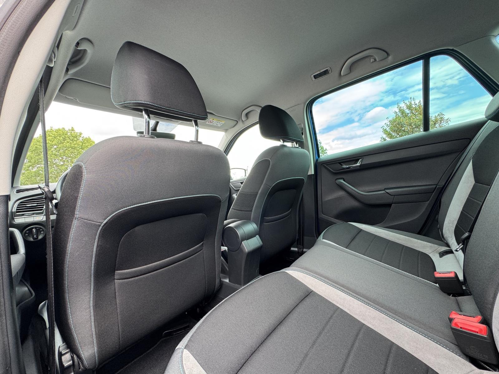 Skoda Fabia Combi 1.2TSI Tempomat PDC Alu16 Sitzhz DAB
