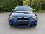 BMW 318d Touring Edition Sport Navi Bi-Xenon - BMW 3er Reihe aus 2009: Kombi