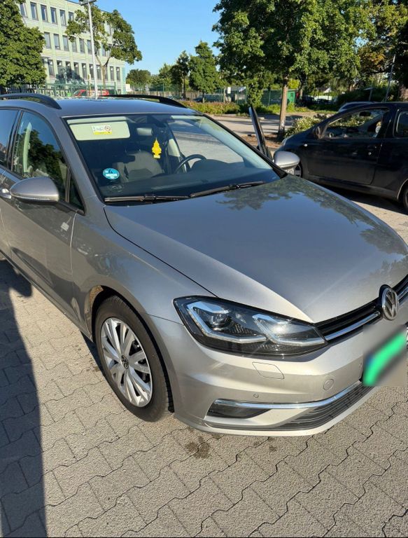 Image of Volkswagen Golf