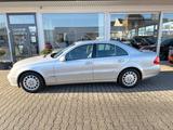 Mercedes-Benz E 240 Limousine *1. HD*GARAGE/KEIN ROST*TÜV NEU* - Mercedes-Benz E 240 Gebrauchtwagen