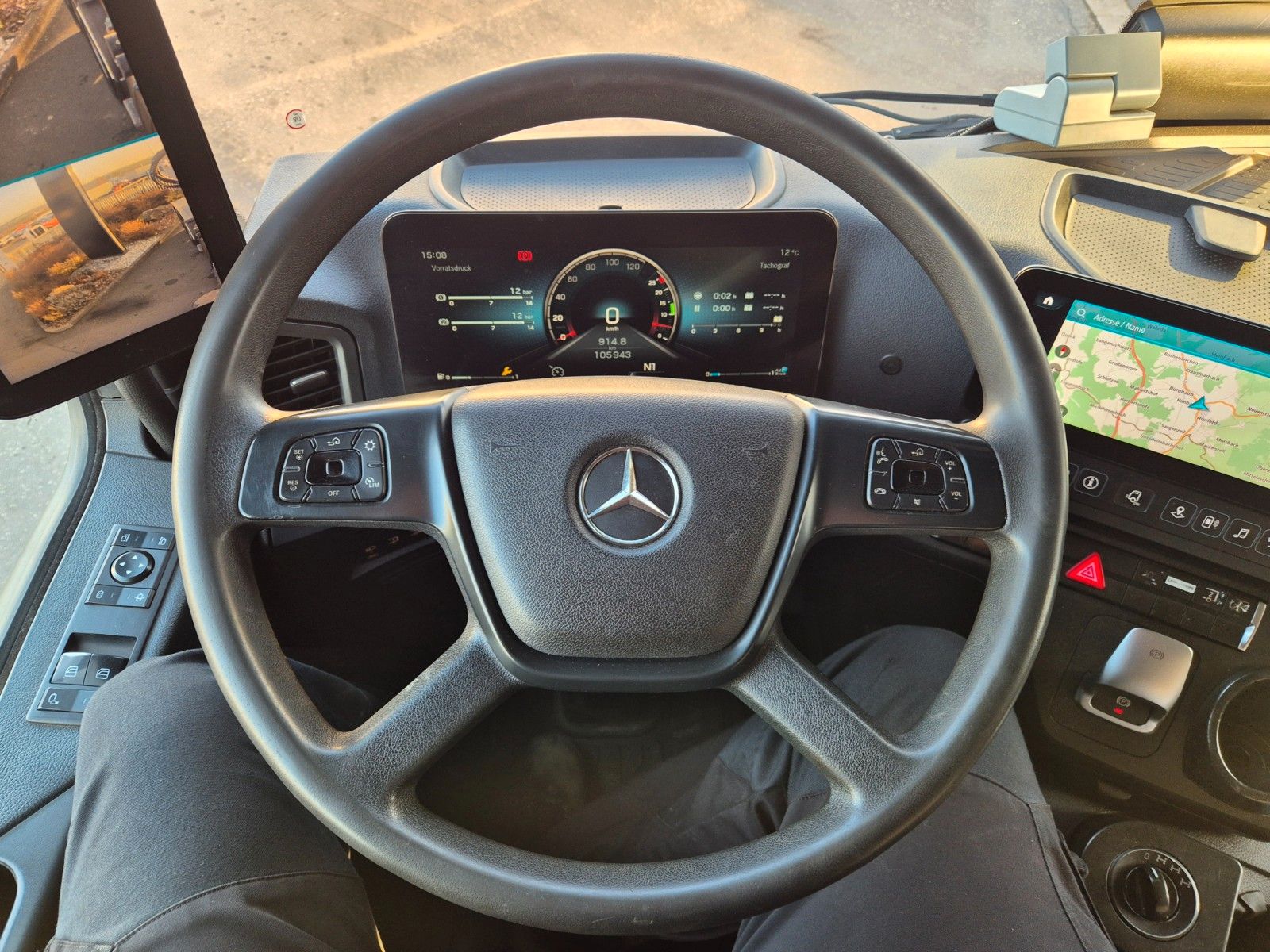 Fahrzeugabbildung Mercedes-Benz Arocs 3351 LS 6x6 Palfinger S260Z96 Y Crane