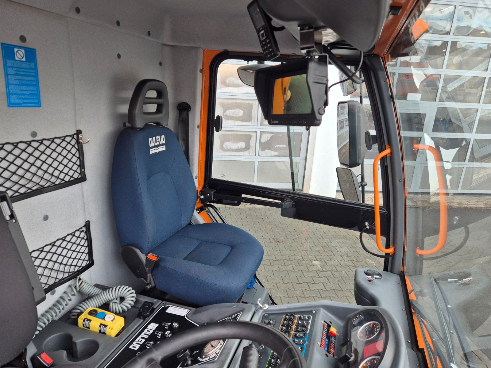 Fahrzeugabbildung Andere Dulevo 6000T Kehrmaschine