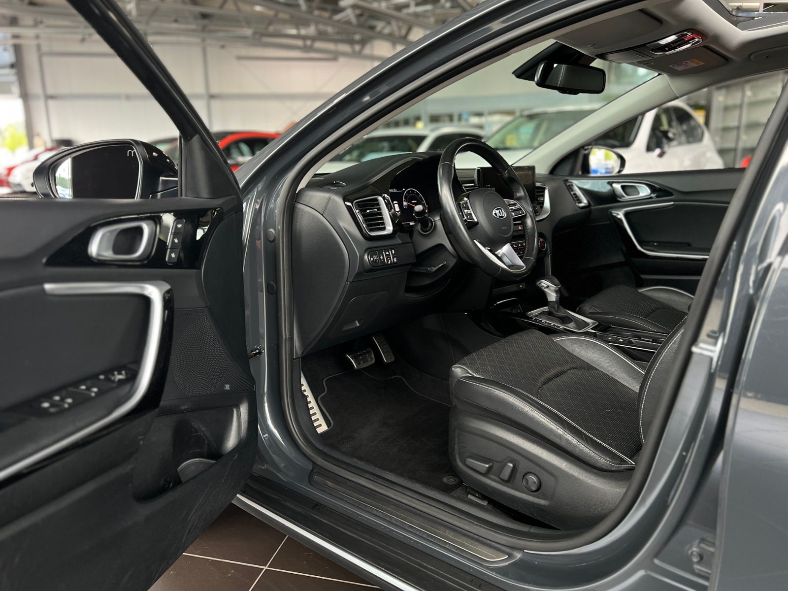 Fahrzeugabbildung Kia XCeed Platinum Edition LED NAVI ALU