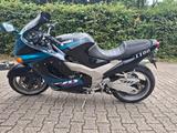 Kawasaki ZZR 1100 - KAWASAKI ZZR 1100