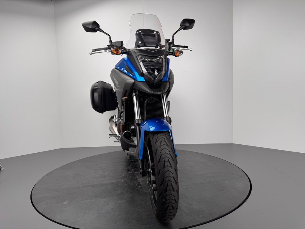 Fahrzeugabbildung Honda NC750 XA *1. HAND *KOFFER