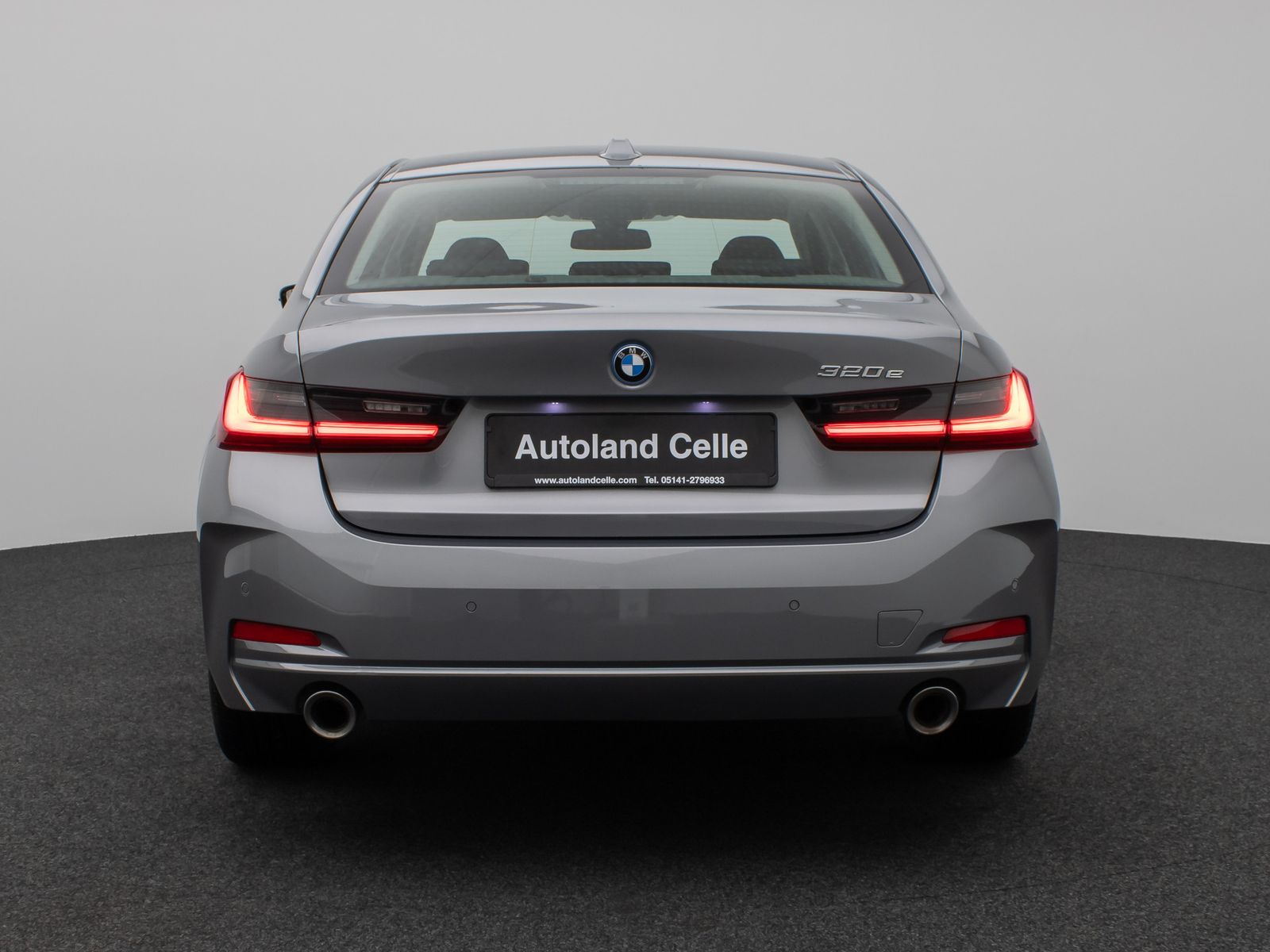 Fahrzeugabbildung BMW 320e DAB HUD Komfort LED Sport Stop&Go 17Zoll