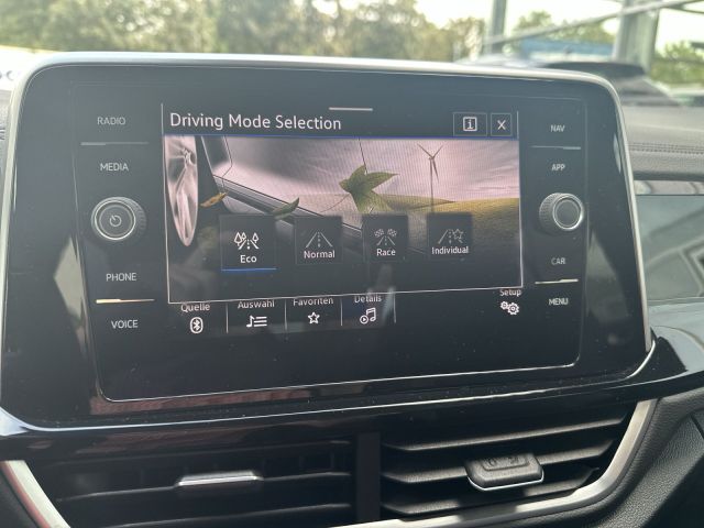 T-Roc 2.0 TSI R 4Motion PANO 19 ALU beats Klima