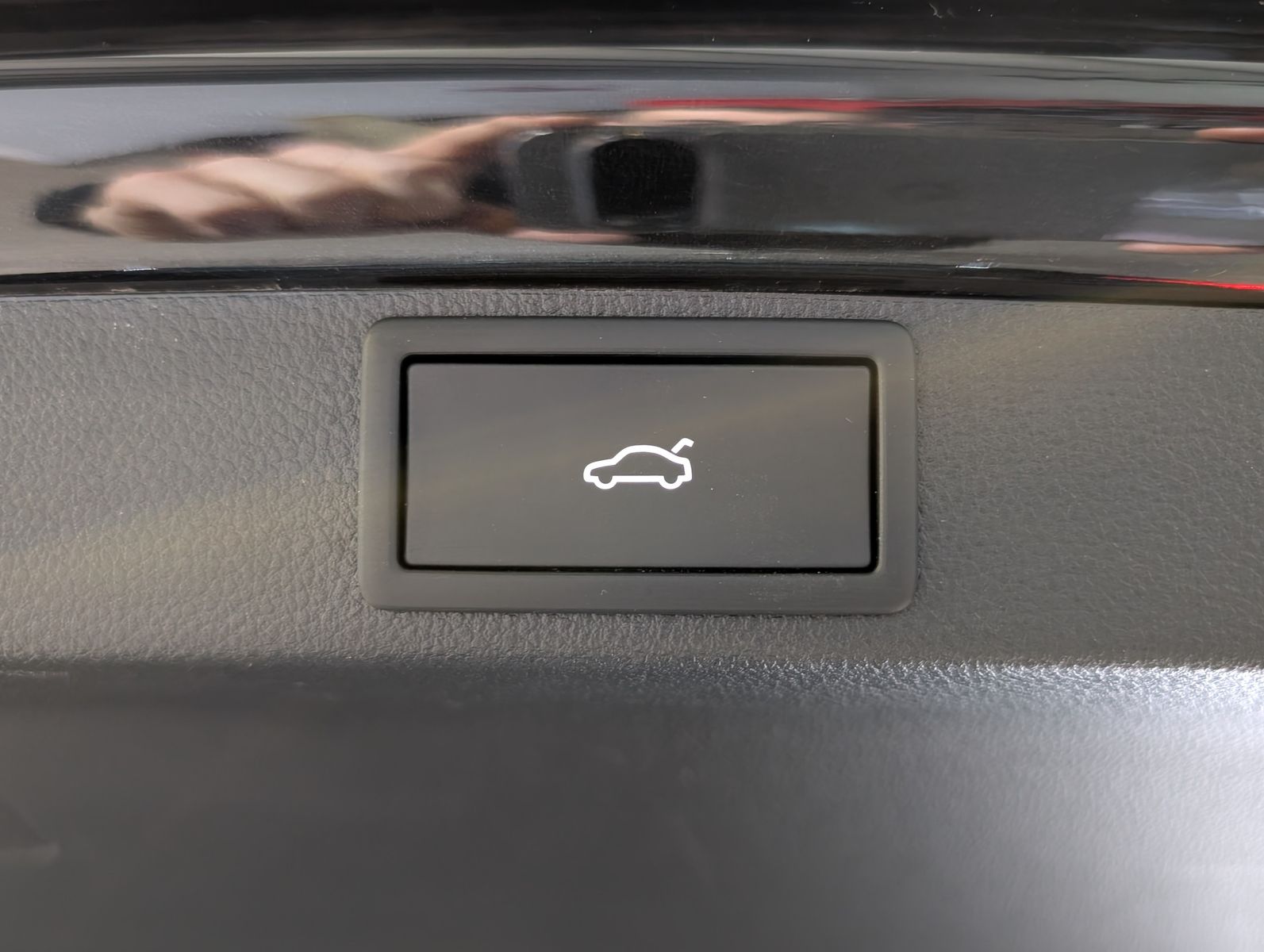 Fahrzeugabbildung SKODA Octavia 1.5 TSI Sportline Pano Matrix AHK 5J.Gar
