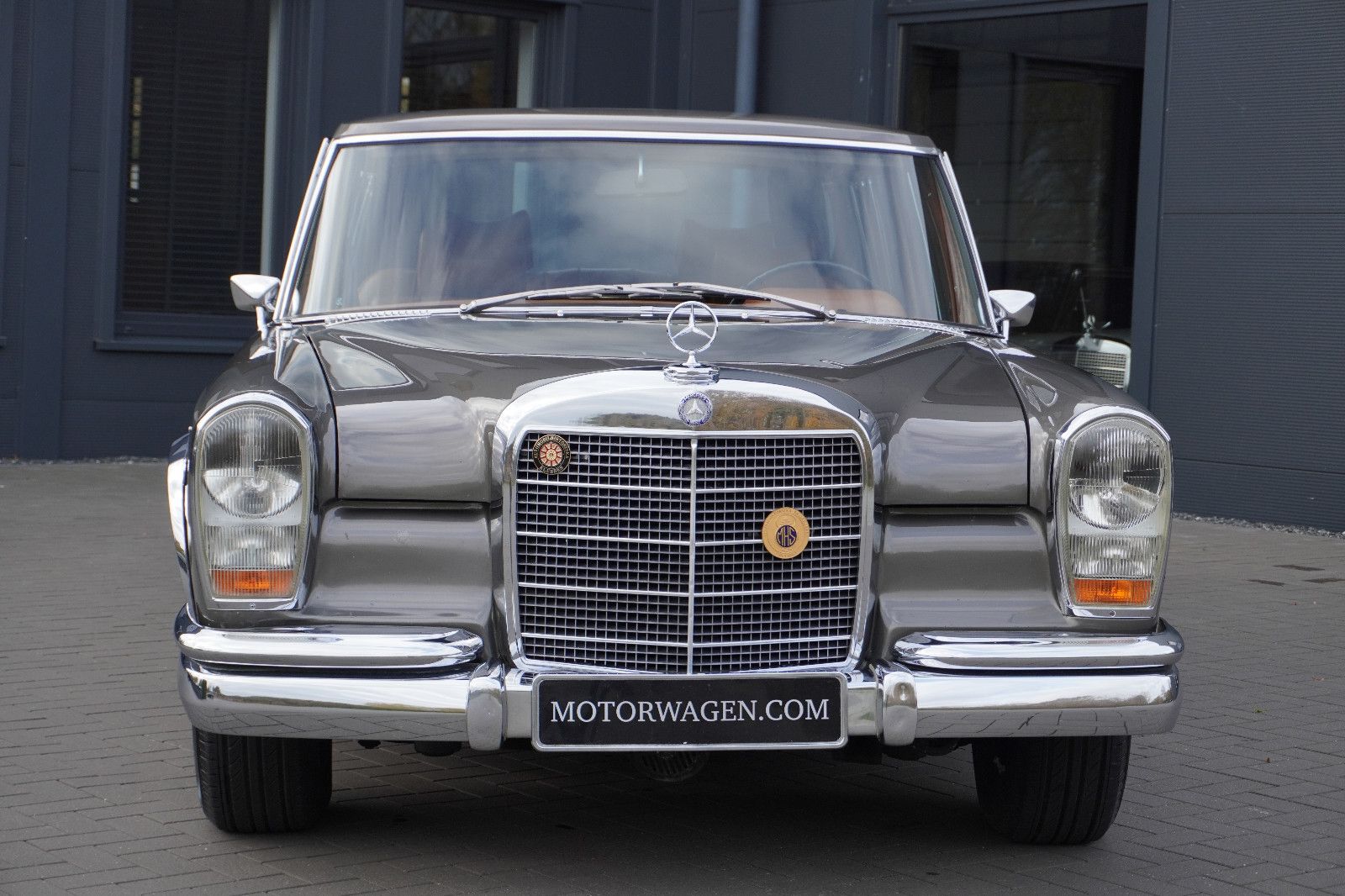 Fahrzeugabbildung Mercedes-Benz 600