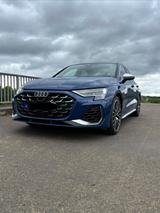 Audi S3/AKRAPOVIC/MATRIX/MASSAGE/SCHIEBEDACH