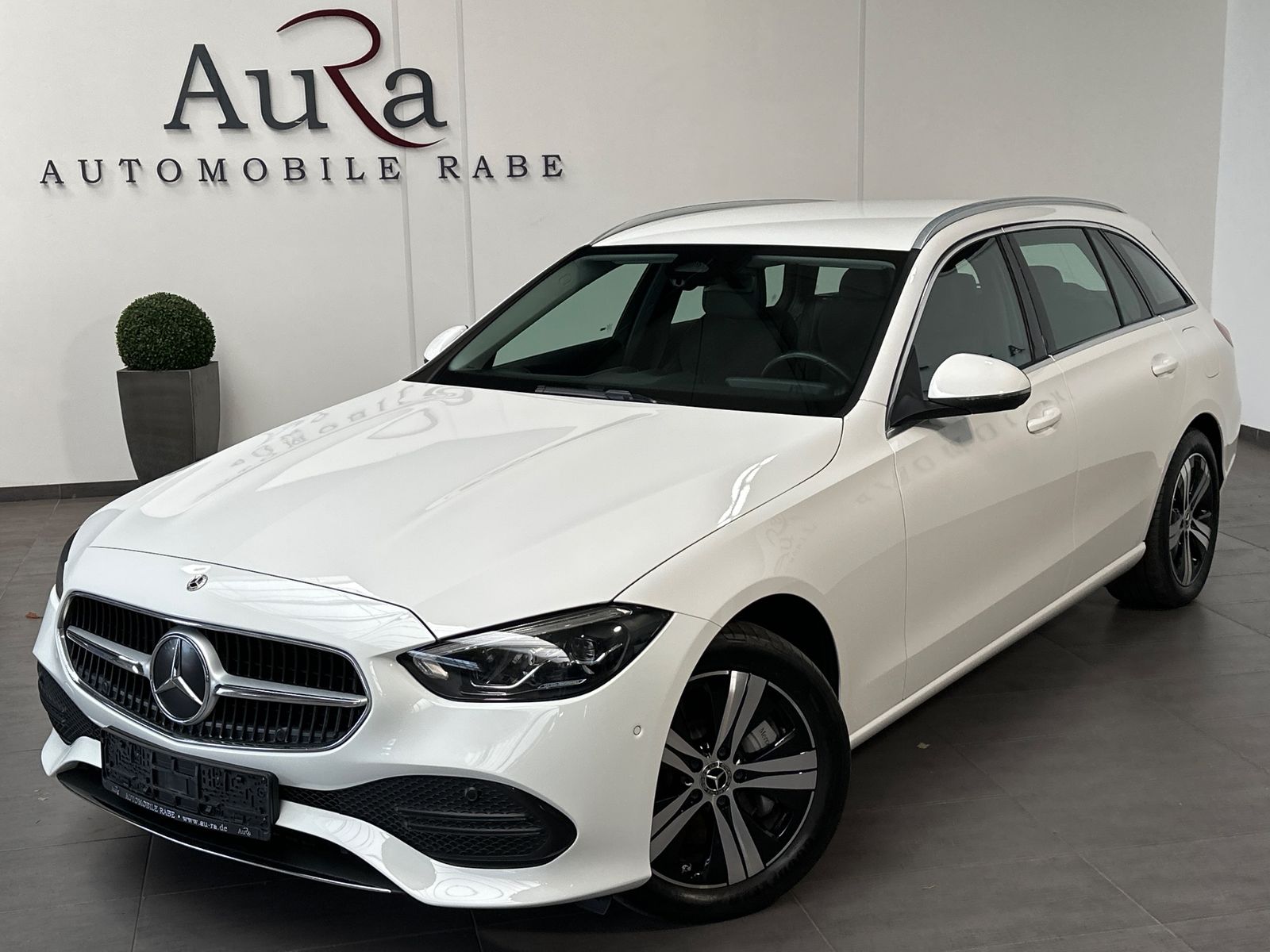 Mercedes-Benz C 300 e T Avantgarde NAV+LED+AHK+KAMERA