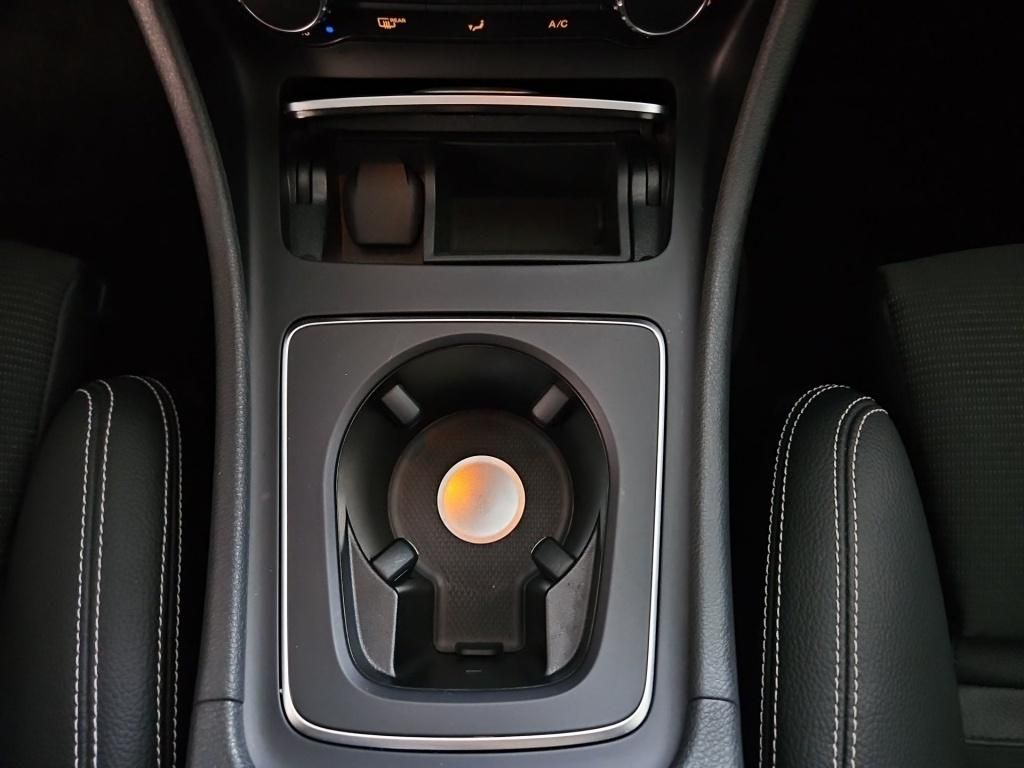 Fahrzeugabbildung Mercedes-Benz CLA 200 SB Progressive Pano Navi KAM LED Sound