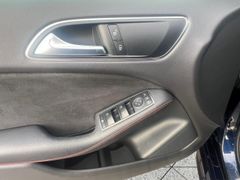 MERCEDES-BENZ B 200 AMG Line ESP,2ZKLIMA,MFL,GRA,PANO Klima MERCEDES-BENZ B 200 AMG Line ESP,2ZKLIMA,MFL,GRA,PANO Klima