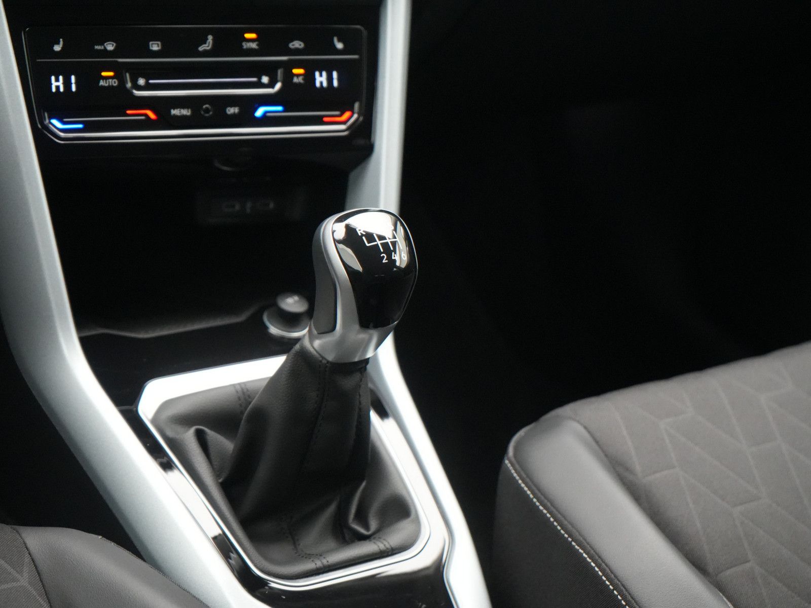 Volkswagen T-Roc - Bild 11