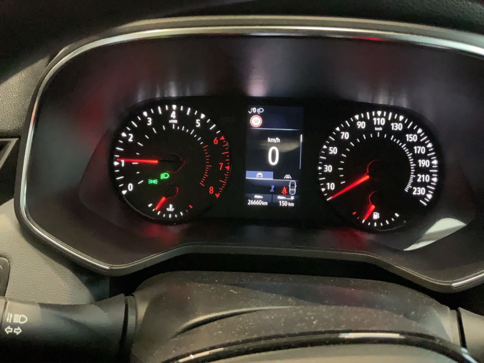 Fahrzeugabbildung Renault Clio Life 1.0 LED