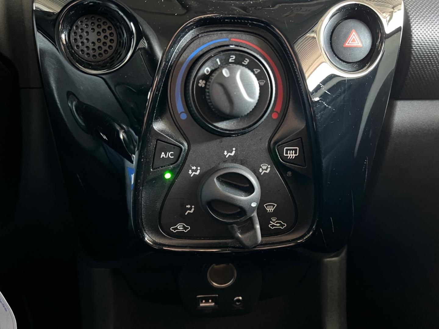 Citroen C1 Feel *Bluetooth*DAB*Klima*teilbare Rücksitze*, миниатюра 19