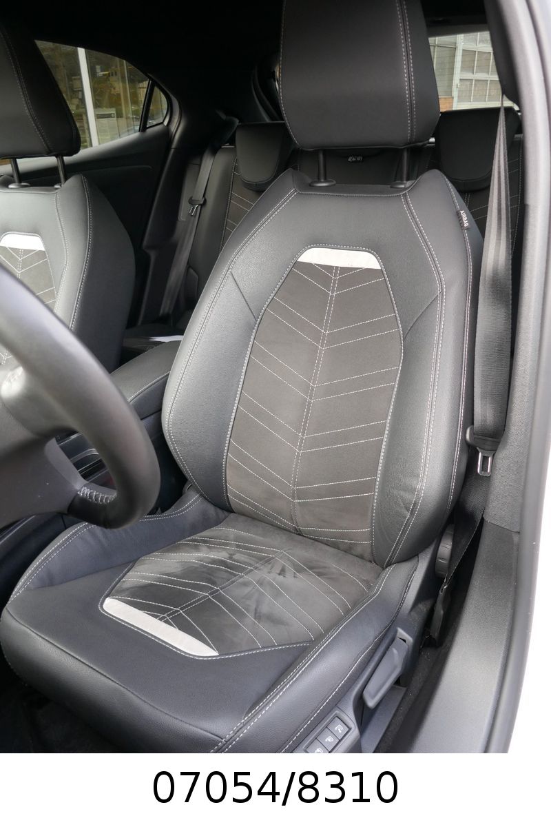 Fahrzeugabbildung Opel Mokka e Ultimate