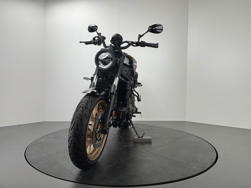 Fahrzeugabbildung Yamaha XSR 700 *TAGESZULASSUNG MJ24