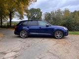 Audi SQ7 4.0 TDI quattro tiptronic -Top gepflegt  - blaue Audi SQ7