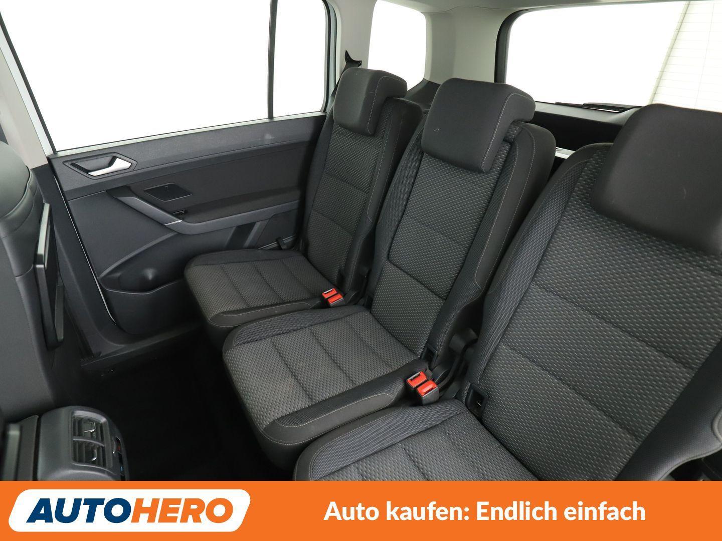 Volkswagen Touran 1.4 TSI Comfortline BlueMotion Tech *NAVI