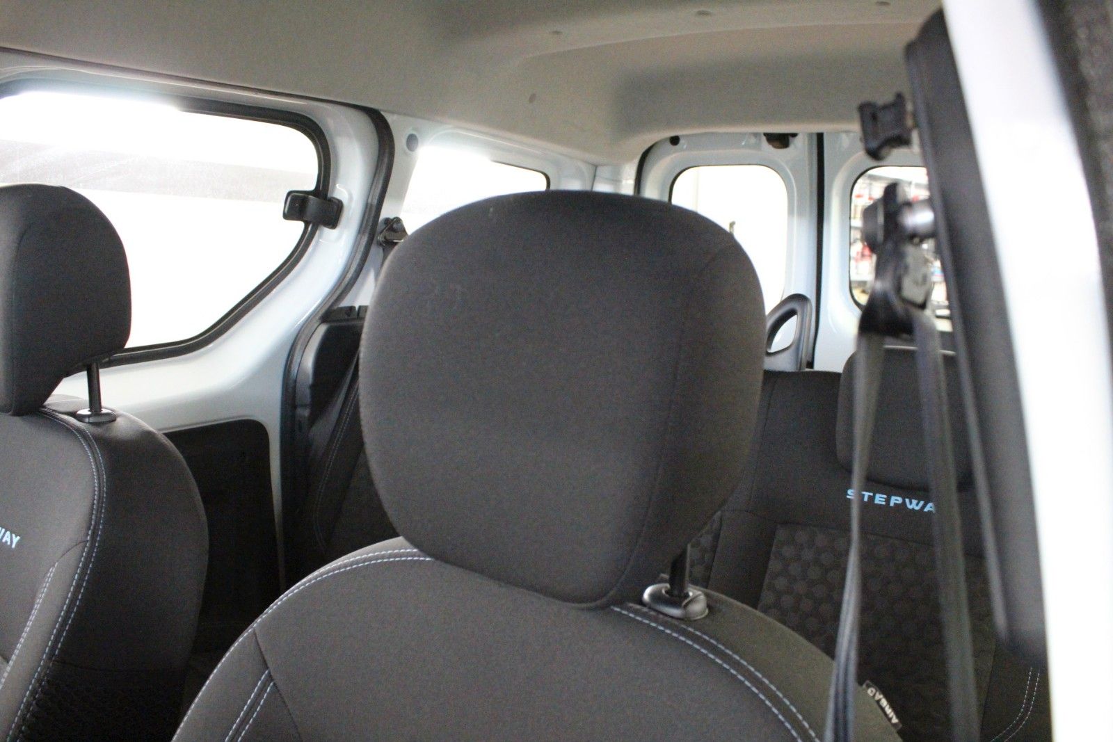Fahrzeugabbildung Dacia Dokker TCe 115 Stepway *Navi*Klima*Shz