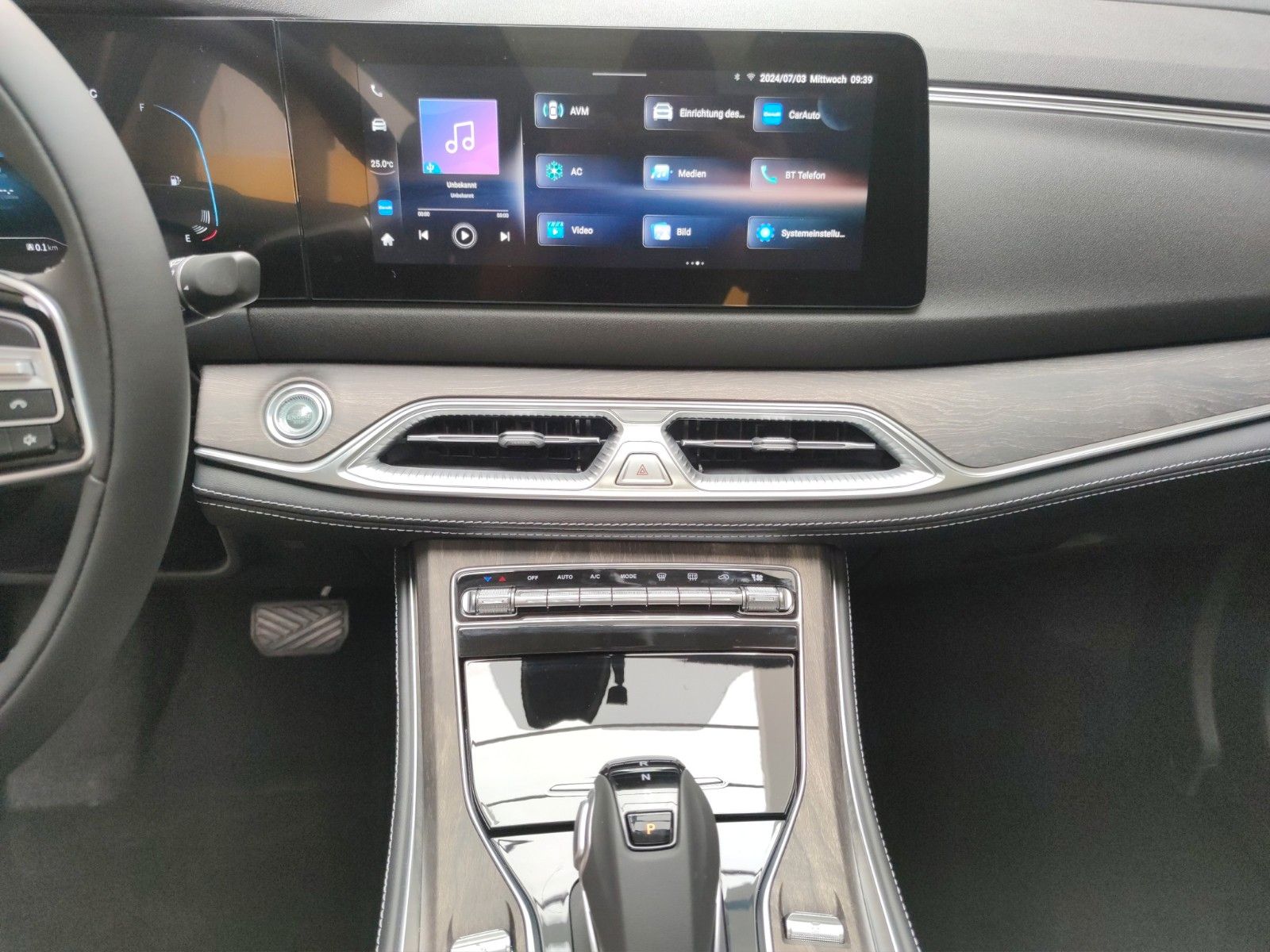 Fahrzeugabbildung DFSK Fengon 600 7-Sitzer Carplay