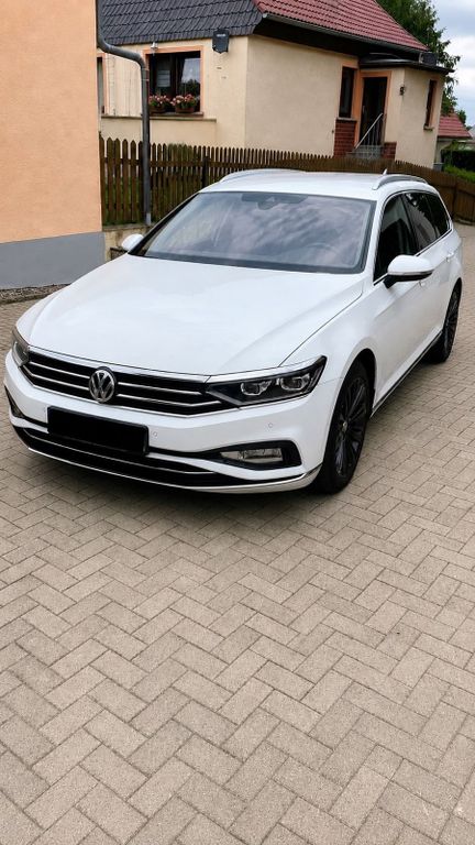 Image of Volkswagen Passat Variant
