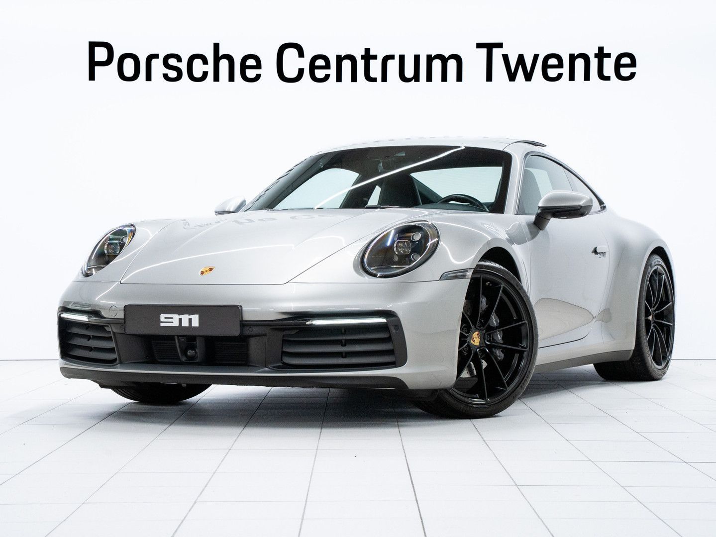 PORSCHE 992 Carrera