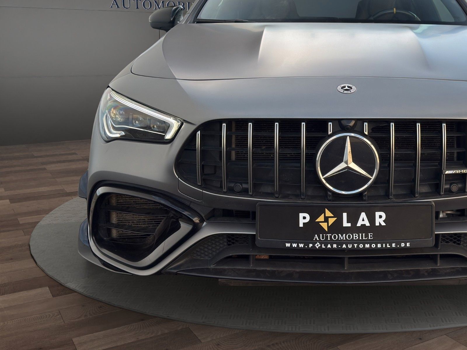 Fahrzeugabbildung Mercedes-Benz CLA 45 S AMG Matt/Perf-Sitz/MBeam/AERO/Night-Pkt