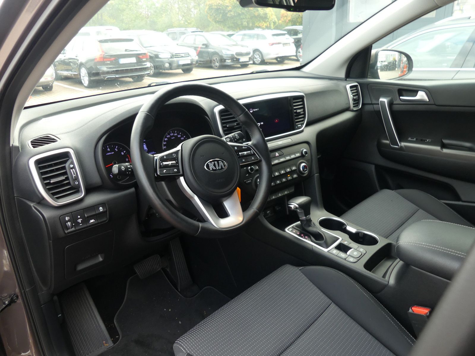 Fahrzeugabbildung Kia Sportage Vision 4WD Allrad*Navi*Allwetterreifen