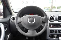 Fahrzeugabbildung Dacia Sandero Laureate 1,6L Bluetoth 1.Hand TOP