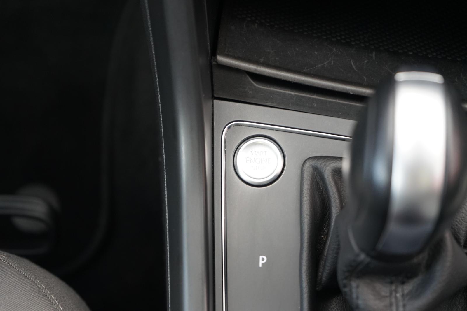 Volkswagen Touran 1.5 TSI LED Navi ACC DAB Totwinkel Kamera, миниатюра 21
