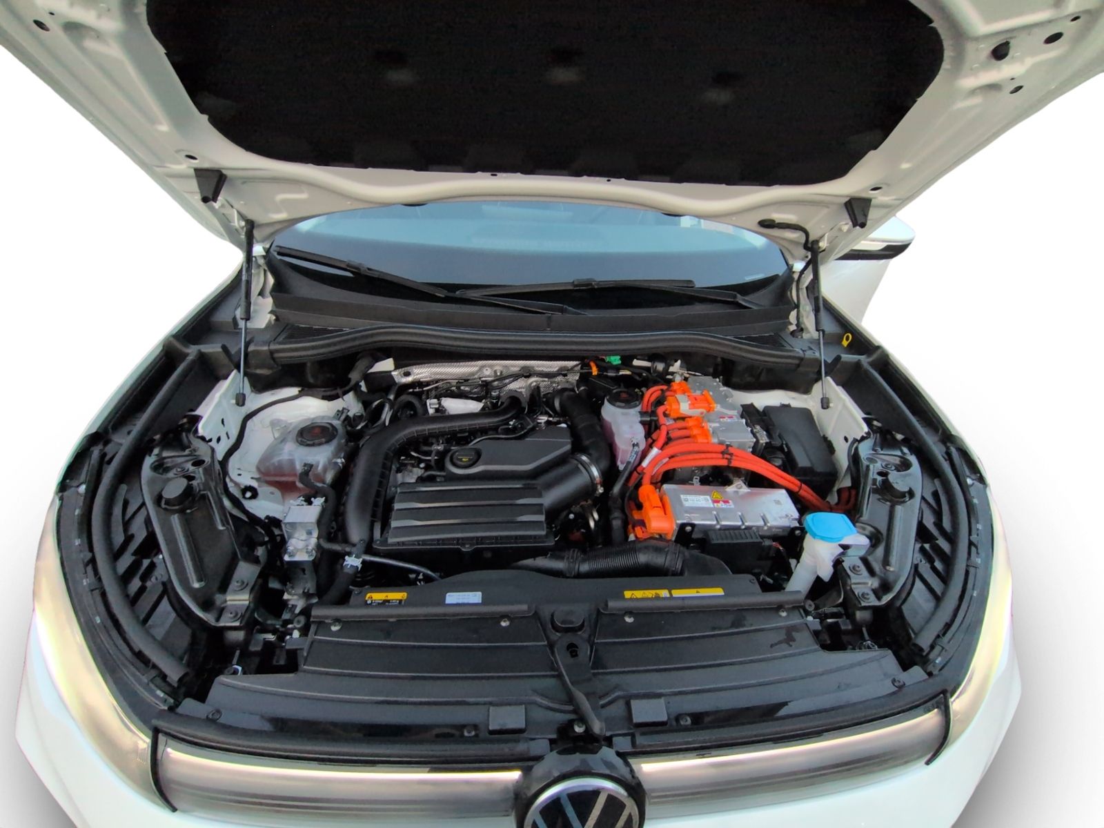 Tiguan 1.5 eTSI DSG Elegance KAMERA+AHK+DCC