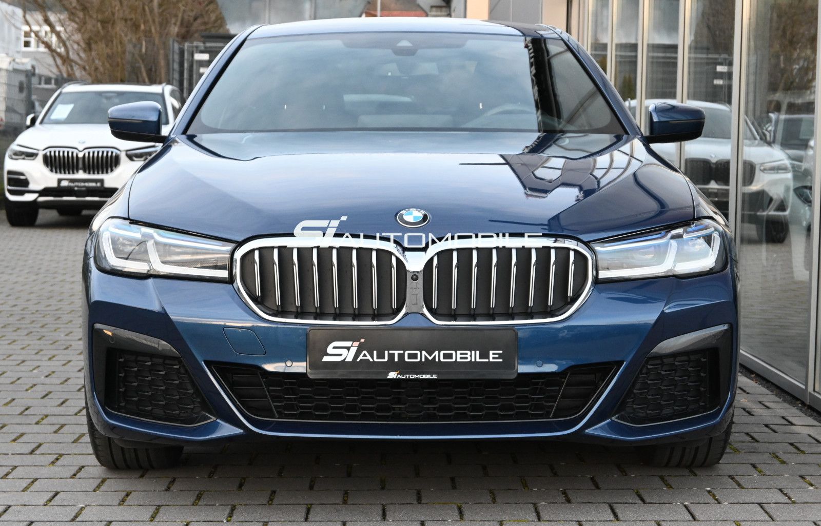 Fahrzeugabbildung BMW 530d xDr M SPORT °UVP 98.219€°AD.DRIVE°STHZG°20"