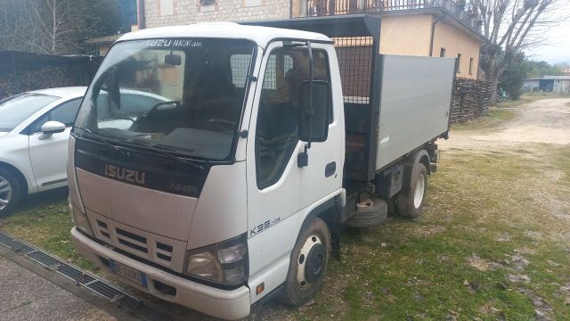 Isuzu CAMION CAMIONCINO ISUZU POCHI CHILOMETRI TATTABI