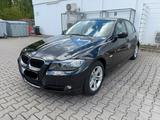 BMW 318i -Rückfahrkamera + Dashcam - BMW 318 aus 2009: 318d
