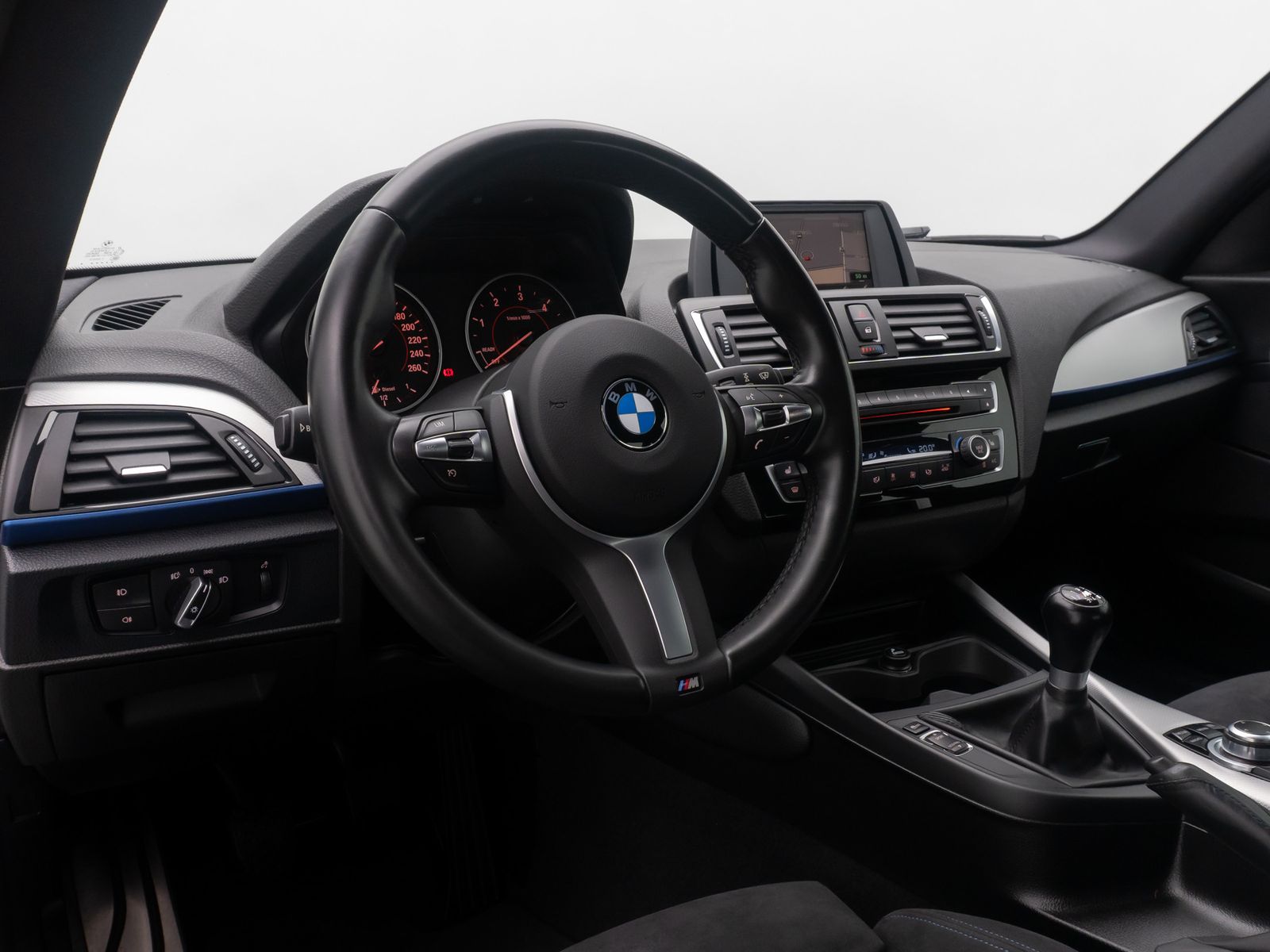 Fahrzeugabbildung BMW 220d Coupé M Sport Xenon PDC Navi GeschwindigReg