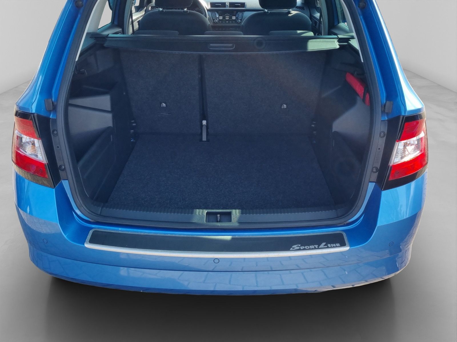 Fahrzeugabbildung SKODA Fabia Combi Joy 1,2 TSI DSG Navi GRA PDC