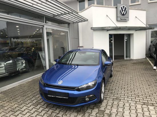 Volkswagen Scirocco 1,4 TSI Sport Klima-PDC-8-fach Bereifun