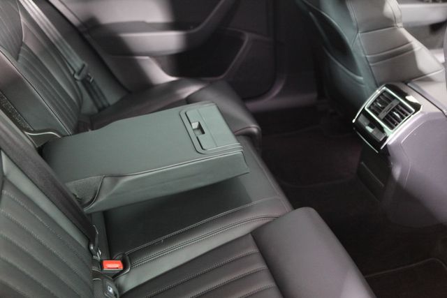 Skoda Superb Combi III 2.0 TDI DSG Style XENON NAVI