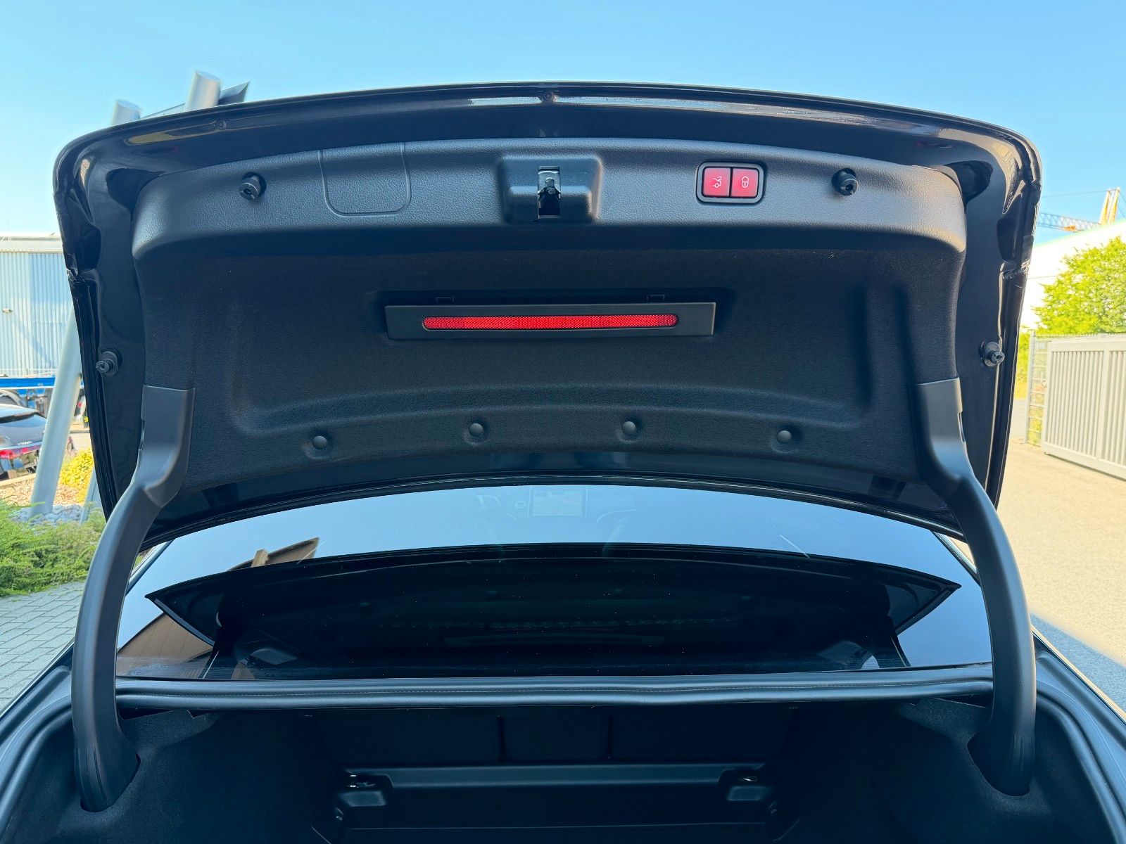 Fahrzeugabbildung Mercedes-Benz C 200 Avantgarde+Ambiente+RKamera+Memory+Night