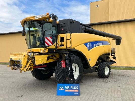 New Holland CX 8080