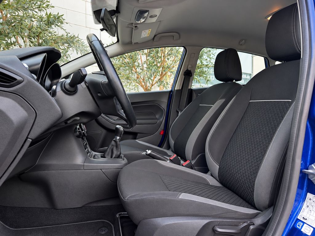 Ford Fiesta – Bild 11