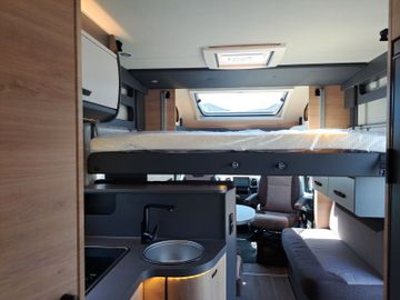 Knaus L!VE WAVE PLATINUM SELECTION 650 MF Live